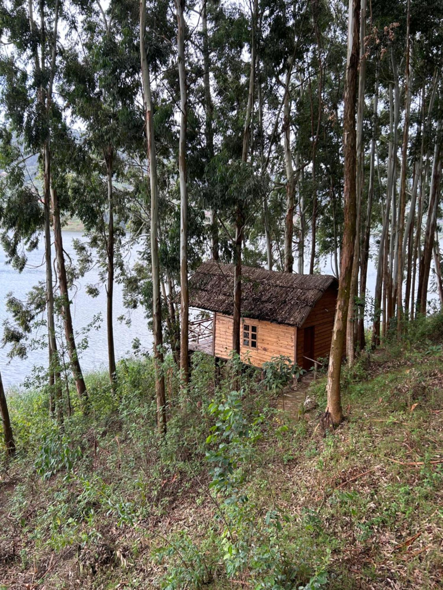 Itambira Island, Seeds Of Hope Kabale Exteriör bild