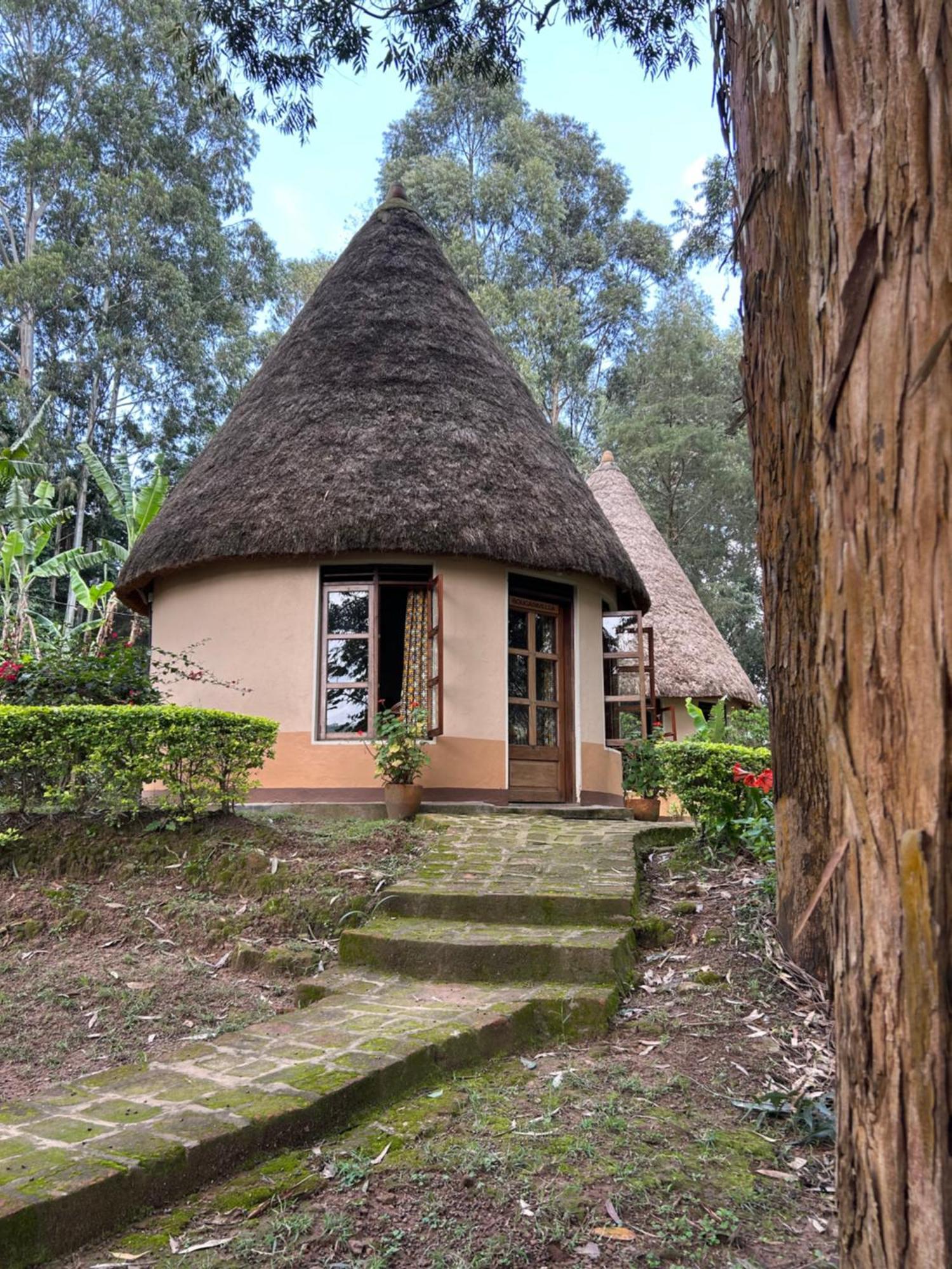 Itambira Island, Seeds Of Hope Kabale Exteriör bild