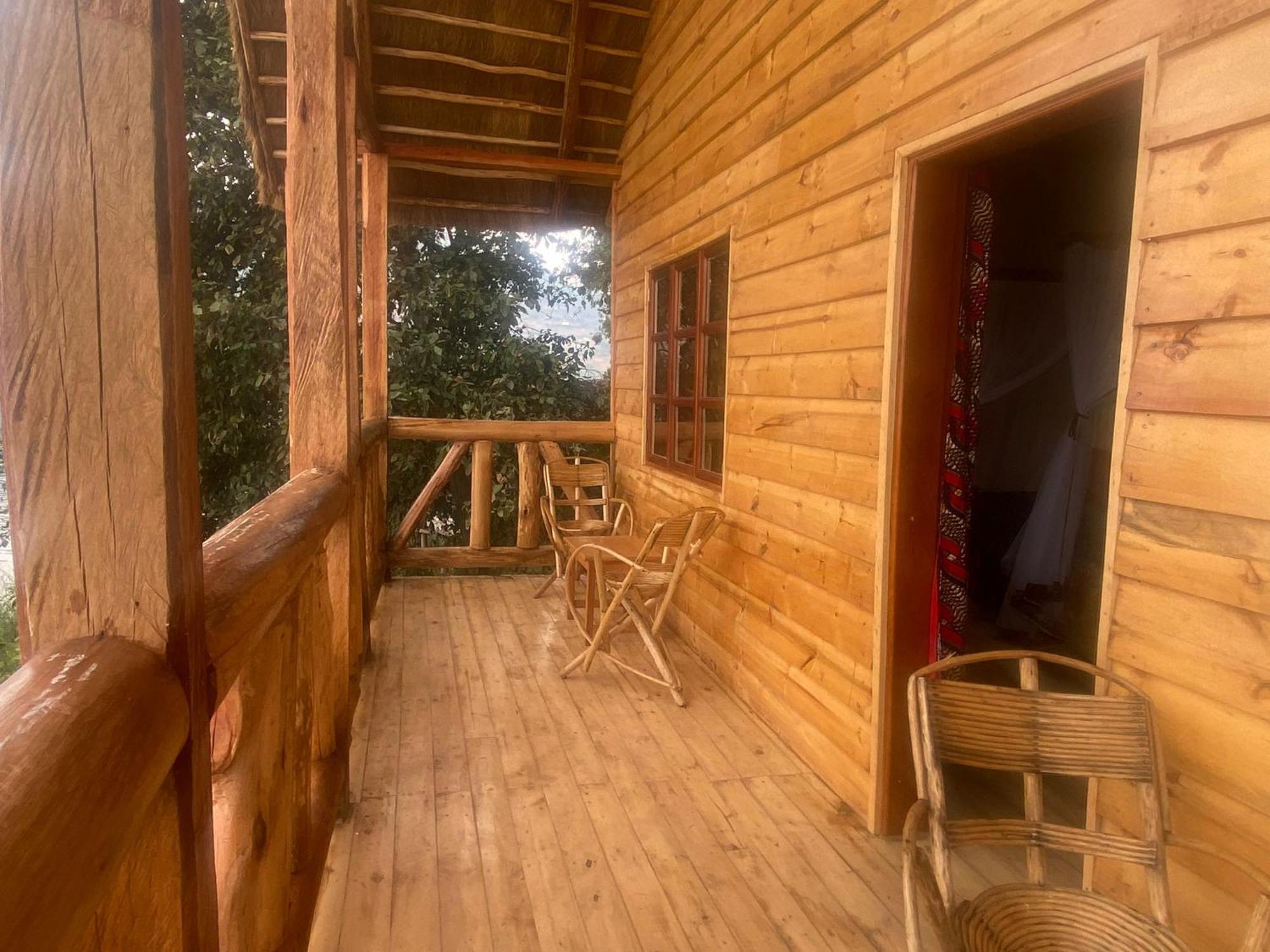 Itambira Island, Seeds Of Hope Kabale Exteriör bild