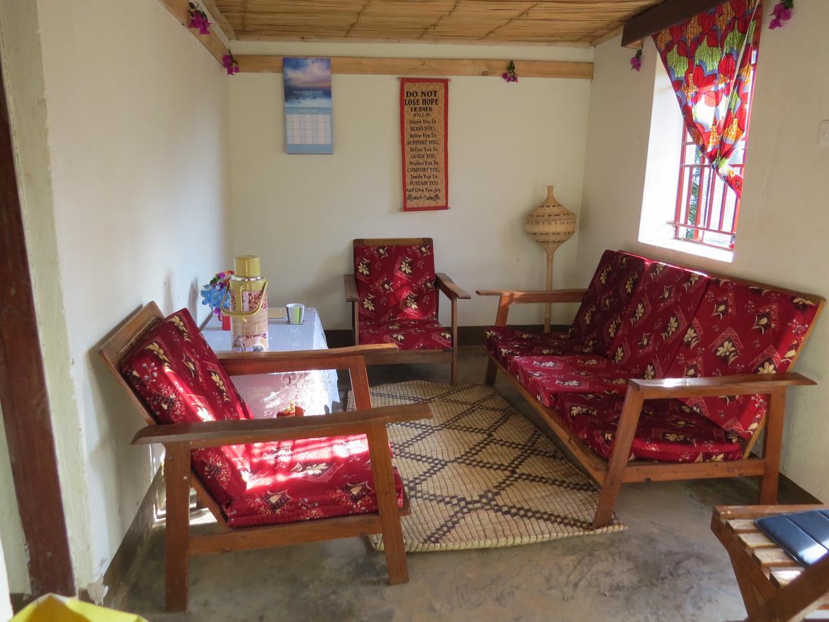 Itambira Island, Seeds Of Hope Kabale Exteriör bild